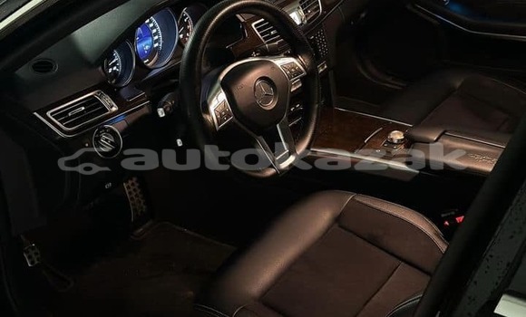 Buy Used Mercedes-Benz E–Class Black Car in Aktau in Mankistau