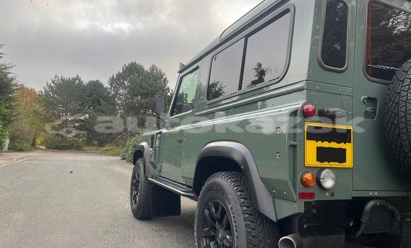Buy Used Land Rover Defender Green Car in Astana in Akmola Buy Used Land Rover Defender Green Car in Astana in Akmola