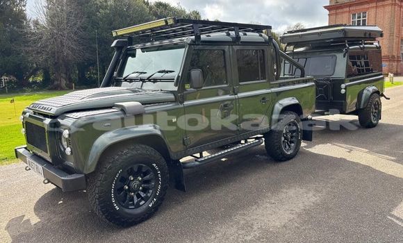 Buy Used Land Rover Defender Green Car in Astana in Akmola Buy Used Land Rover Defender Green Car in Astana in Akmola