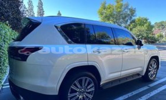 Buy Used Lexus LX White Car in Abay in Karagandi Buy Used Lexus LX White Car in Abay in Karagandi