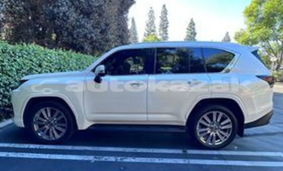 Buy Used Lexus LX White Car in Abay in Karagandi Buy Used Lexus LX White Car in Abay in Karagandi