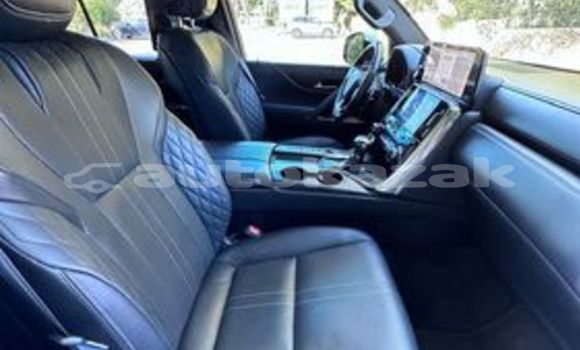 Buy Used Lexus LX White Car in Abay in Karagandi Buy Used Lexus LX White Car in Abay in Karagandi