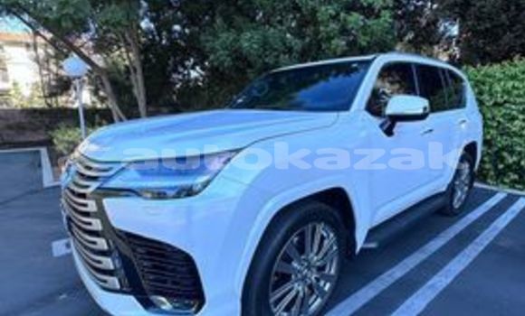 Buy Used Lexus LX White Car in Abay in Karagandi Buy Used Lexus LX White Car in Abay in Karagandi