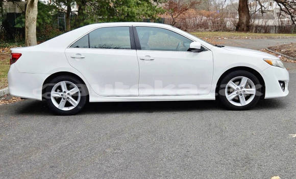 Buy Used Toyota Camry White Car in Almaty in Almati Buy Used Toyota Camry White Car in Almaty in Almati