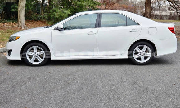 Buy Used Toyota Camry White Car in Almaty in Almati Buy Used Toyota Camry White Car in Almaty in Almati