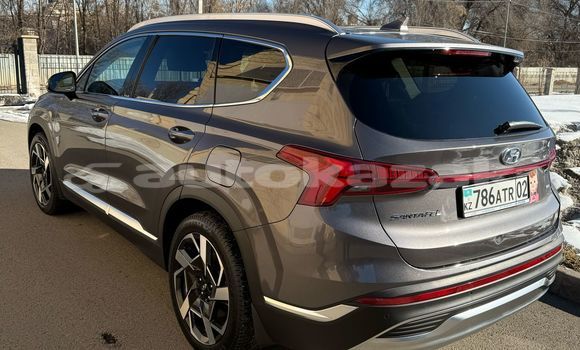 Buy Used Hyundai Santa Fe Other Car in Almaty in Almati Buy Used Hyundai Santa Fe Other Car in Almaty in Almati