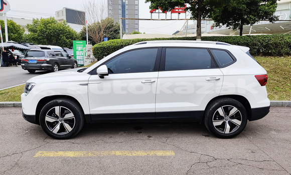 Buy Used Volkswagen Type 1 White Car in Abay in Karagandi Buy Used Volkswagen Type 1 White Car in Abay in Karagandi