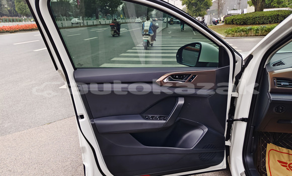 Buy Used Volkswagen Type 1 White Car in Abay in Karagandi Buy Used Volkswagen Type 1 White Car in Abay in Karagandi