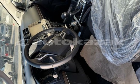 Buy New Toyota Land Cruiser Prado Silver Car in Aktau in Karagandi Buy New Toyota Land Cruiser Prado Silver Car in Aktau in Karagandi