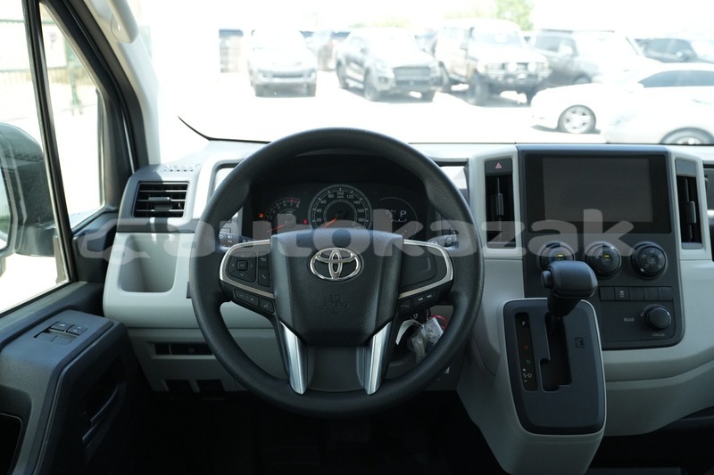 Big with watermark toyota hiace akmecet import dubai 5303