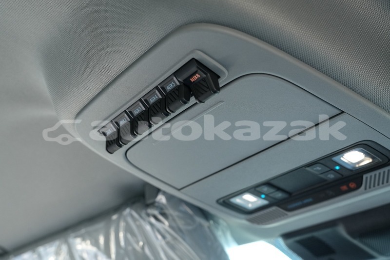 Big with watermark ford f 150 akmecet import dubai 5304