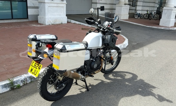 Buy Used Royal Enfield GT Silver Bike in Astana in Akmola Buy Used Royal Enfield GT Silver Bike in Astana in Akmola