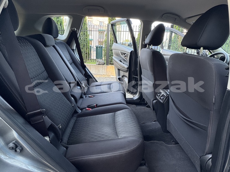 Big with watermark nissan rogue karagandi abay 5330