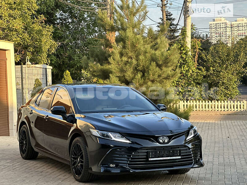 Big with watermark toyota camry akmola astana 5331