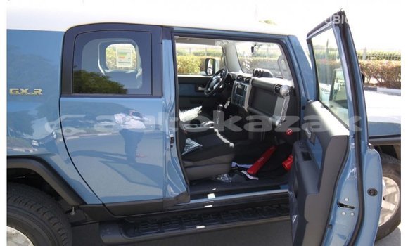 Buy Import Toyota FJ Cruiser Blue Car in Import - Dubai in Akmecet Buy Import Toyota FJ Cruiser Blue Car in Import - Dubai in Akmecet