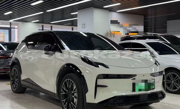 Buy Used Changan CS85 White Car in Almati in Almati Buy Used Changan CS85 White Car in Almati in Almati