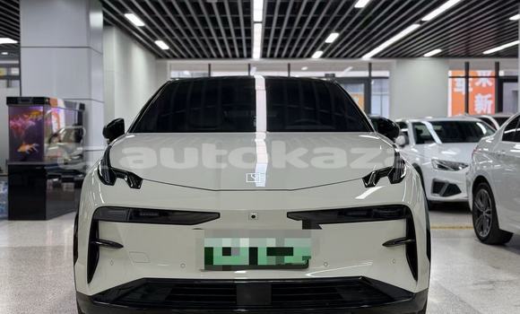 Buy Used Changan CS85 White Car in Almati in Almati Buy Used Changan CS85 White Car in Almati in Almati