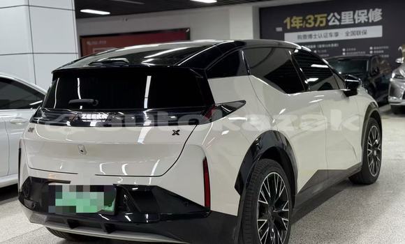 Buy Used Changan CS85 White Car in Almati in Almati Buy Used Changan CS85 White Car in Almati in Almati