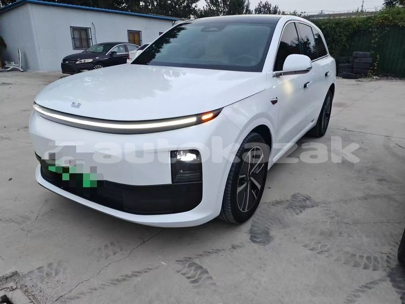 Big with watermark changan cs85 almati almati 5347