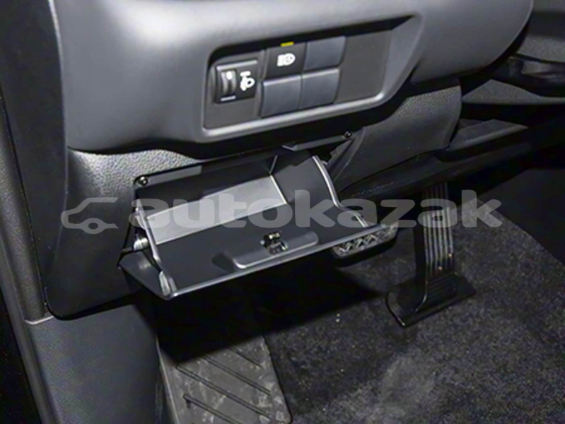 Big with watermark toyota highlander akmola astana 5351