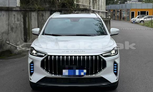 Buy Used Chery Tiggo 5 White Car in Almati in Almati Buy Used Chery Tiggo 5 White Car in Almati in Almati