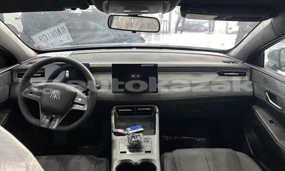 Buy New BYD E6 Silver Car in Astana in Akmola Buy New BYD E6 Silver Car in Astana in Akmola