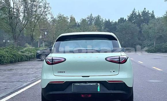 Buy New Geely MR Green Car in Astana in Akmola Buy New Geely MR Green Car in Astana in Akmola