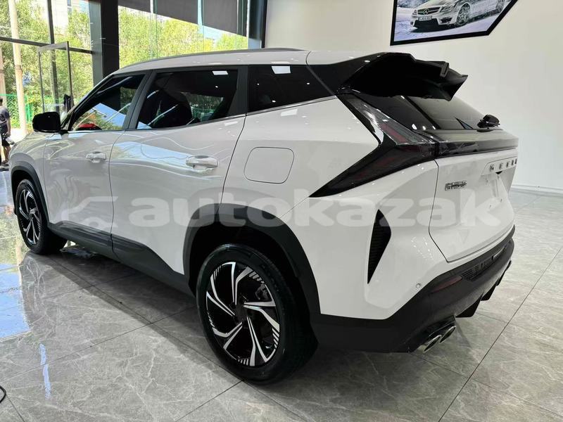 Big with watermark geely atlas akmola astana 5374