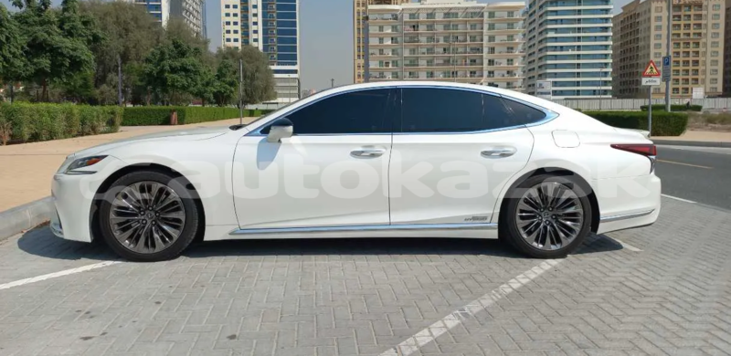 Big with watermark lexus ls akmola astana 5404