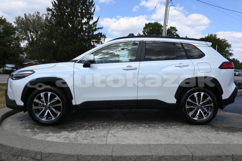 Big with watermark toyota corolla cross akmola astana 5419