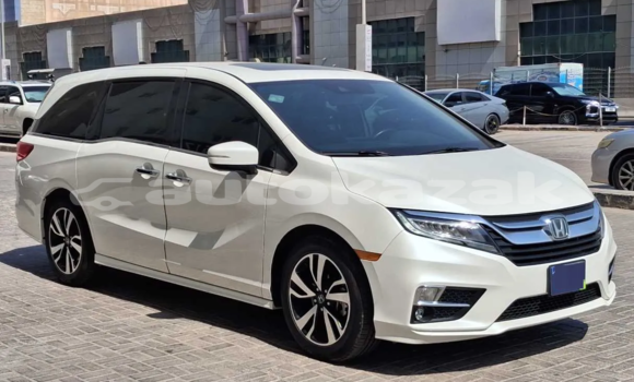 Buy Used Honda Odyssey White Car in Astana in Akmola Buy Used Honda Odyssey White Car in Astana in Akmola