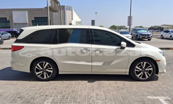 Buy Used Honda Odyssey White Car in Astana in Akmola Buy Used Honda Odyssey White Car in Astana in Akmola