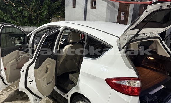 Buy Used Ford C-MAX White Car in Georgiyev in Taraz Buy Used Ford C-MAX White Car in Georgiyev in Taraz