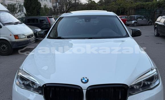 Buy Used BMW X6 White Car in Astana in Akmola