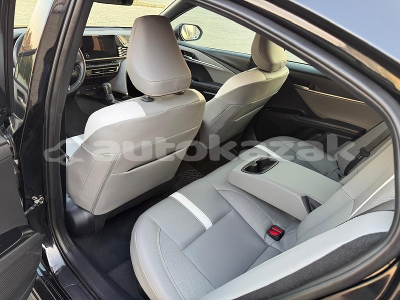 Big with watermark toyota camry karagandi abay 5445