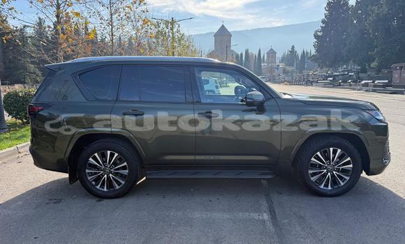 Buy Used Lexus LX Green Car in Georgiyev in Taraz Buy Used Lexus LX Green Car in Georgiyev in Taraz