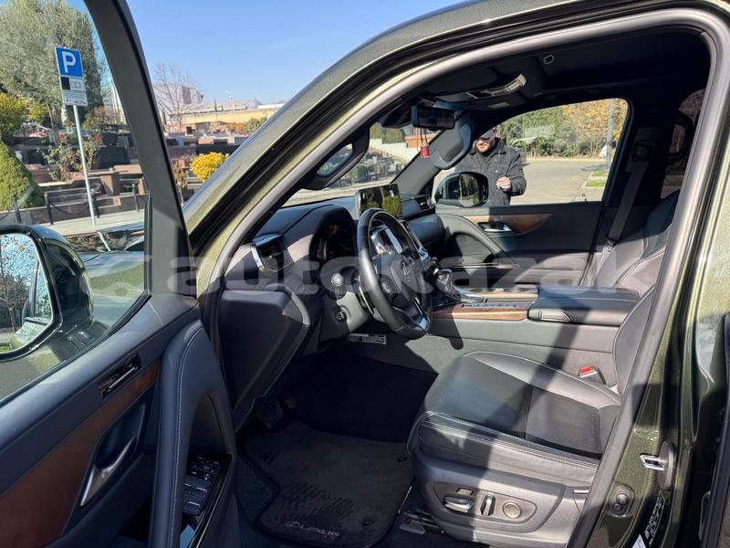 Big with watermark lexus lx taraz georgiyev 5462