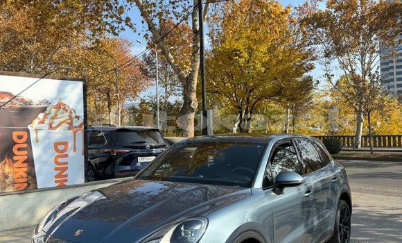 Buy Used Porsche Cayenne Blue Car in Georgiyev in Taraz Buy Used Porsche Cayenne Blue Car in Georgiyev in Taraz