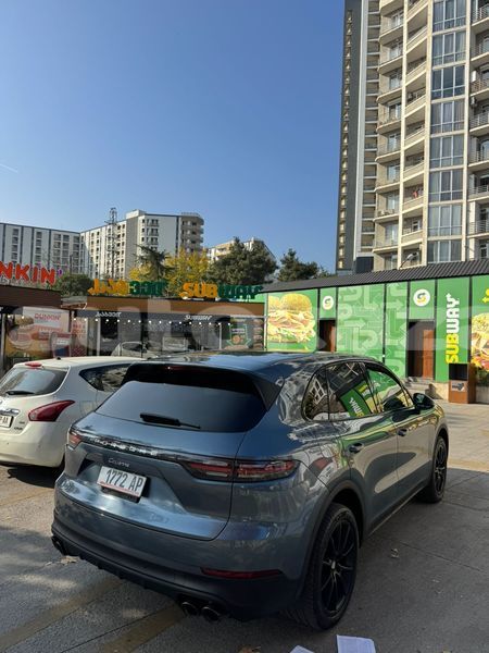 Big with watermark porsche cayenne taraz georgiyev 5479