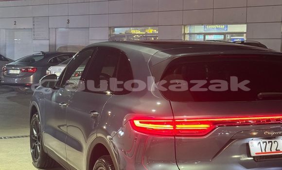 Buy Used Porsche Cayenne Blue Car in Georgiyev in Taraz Buy Used Porsche Cayenne Blue Car in Georgiyev in Taraz