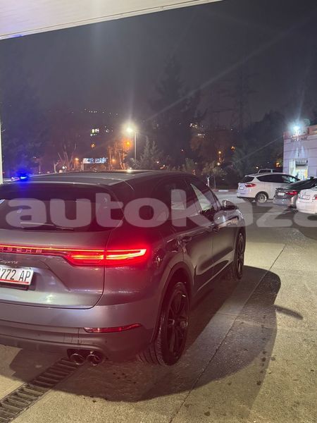 Big with watermark porsche cayenne taraz georgiyev 5479