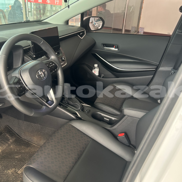 Big with watermark toyota corolla cross akmola astana 5481