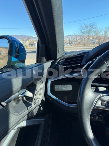 Big with watermark audi q3 taraz georgiyev 5493