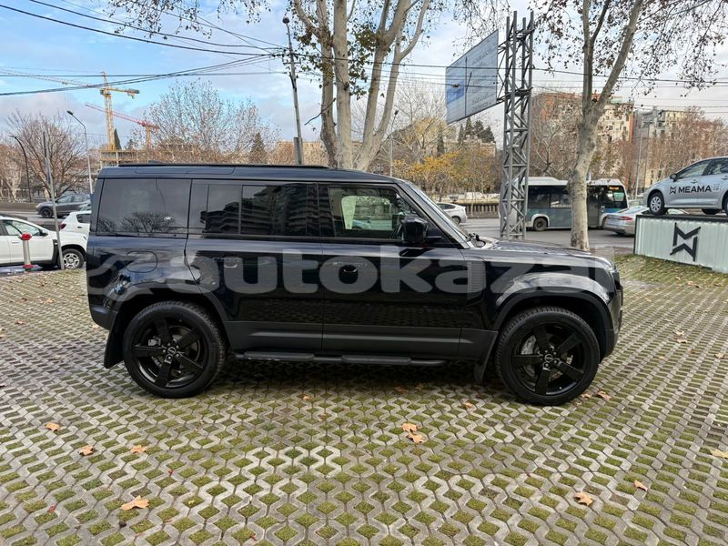 Big with watermark land rover defender taraz georgiyev 5500