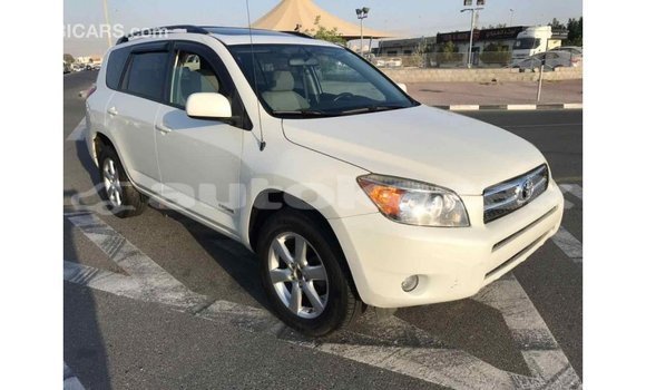 Buy Import Toyota 4Runner White Car in Import - Dubai in Akmecet Buy Import Toyota 4Runner White Car in Import - Dubai in Akmecet