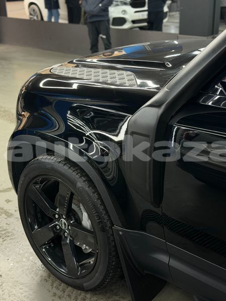 Big with watermark land rover defender taraz georgiyev 5500