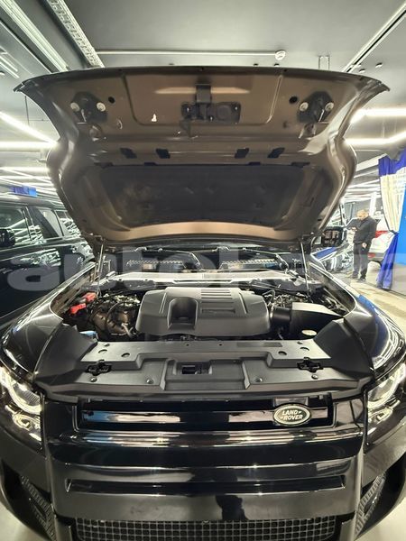 Big with watermark land rover defender taraz georgiyev 5500