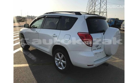 Buy Import Toyota 4Runner White Car in Import - Dubai in Akmecet Buy Import Toyota 4Runner White Car in Import - Dubai in Akmecet
