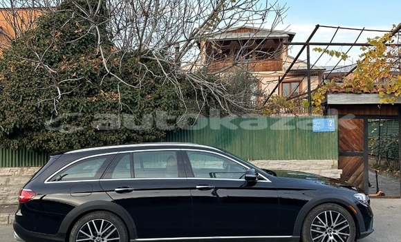 Buy Used Mercedes-Benz E–Class Black Car in Georgiyev in Taraz Buy Used Mercedes-Benz E–Class Black Car in Georgiyev in Taraz