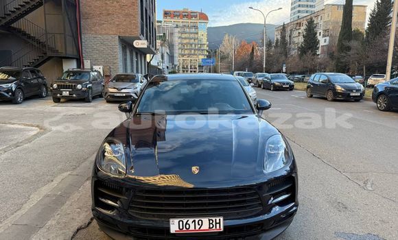Buy Used Porsche Macan Black Car in Georgiyev in Taraz